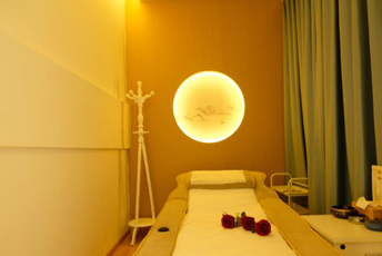 西安碑林日式指压的寂静美学：在按压中听见雪落的声音